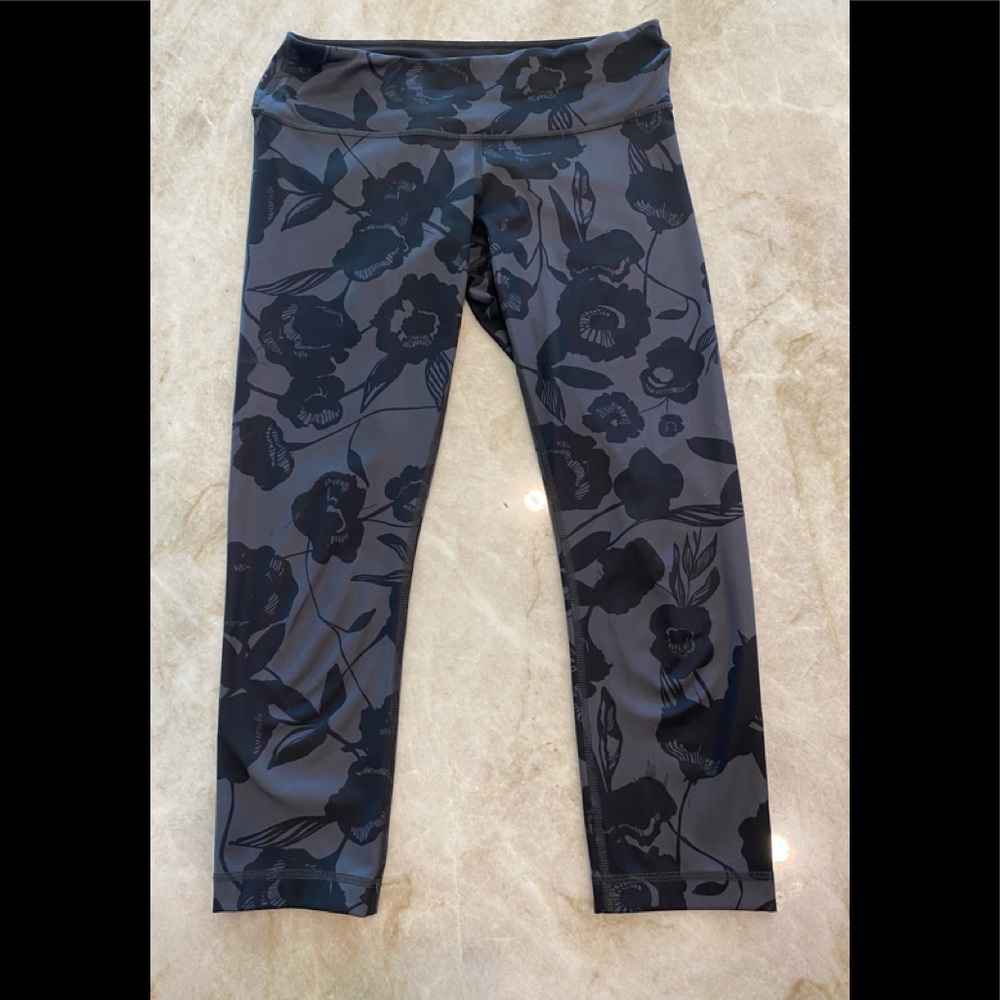 Lululemon Wonder Under Capris